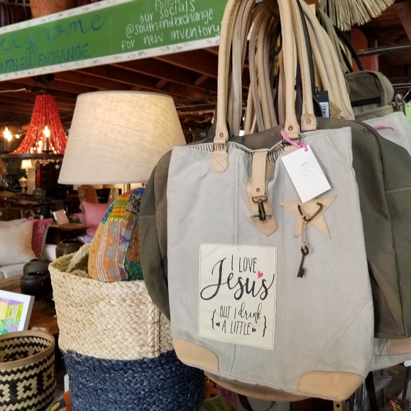 🙏🏽✝️I LOVE JESUS but I drink a little Totebag 🥂 - Picture 2 of 8